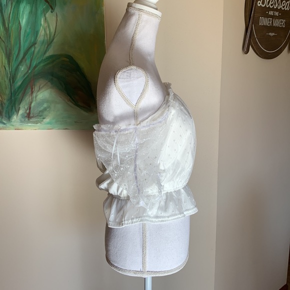 🎉2xHost Pick🎉 Off-The-Shoulder Blouse - Picture 4 of 6